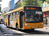 Buses Omega 6004 na cidade de Santiago, Santiago, Metropolitana de Santiago, Chile, por Benjamín Tomás Lazo Acuña. ID da foto: :id.