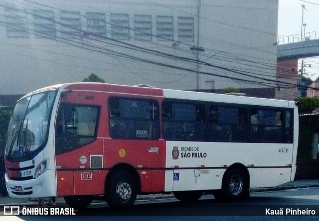 Pêssego Transportes 4 7011 na cidade de São Paulo, São Paulo, Brasil, por Kauã Pinheiro. ID da foto: 11966956.