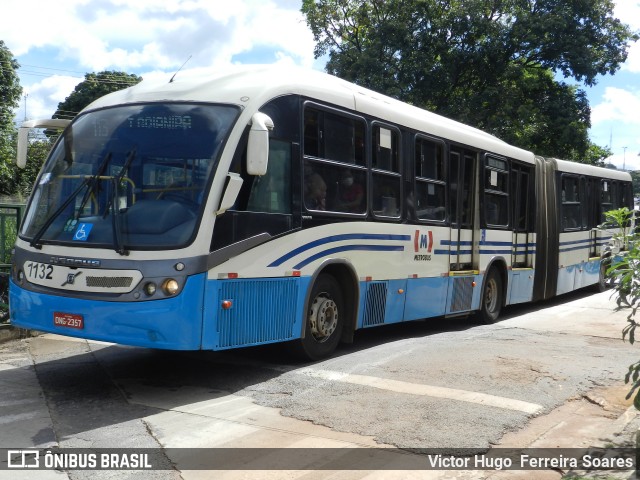 Metrobus 1132 na cidade de Goiânia, Goiás, Brasil, por Victor Hugo  Ferreira Soares. ID da foto: 11969606.