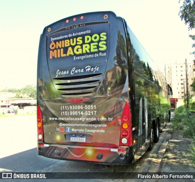 Ônibus Particulares 5064 na cidade de São Roque, São Paulo, Brasil, por Flavio Alberto Fernandes. ID da foto: 11969536.