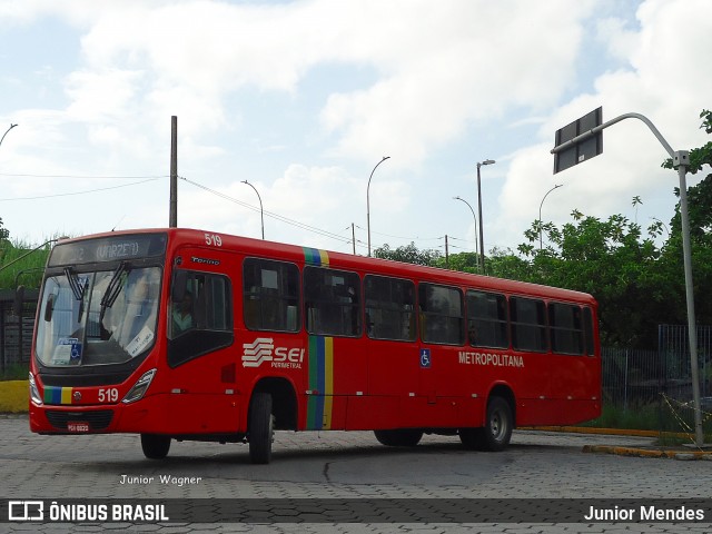 Empresa Metropolitana 519 na cidade de Recife, Pernambuco, Brasil, por Junior Mendes. ID da foto: 11969438.