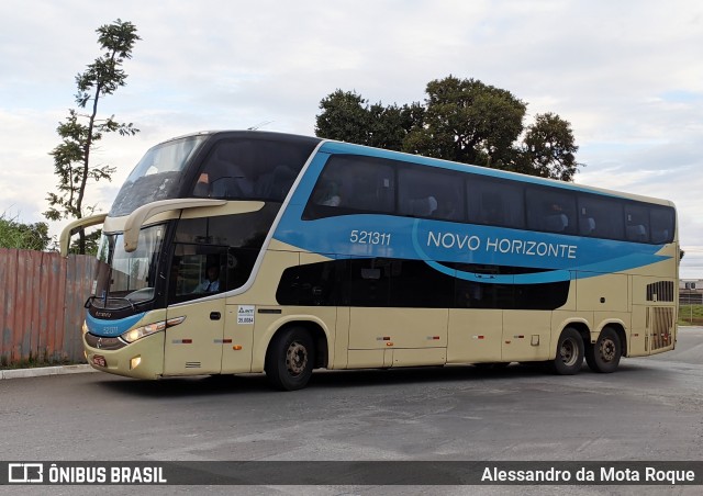 Viação Novo Horizonte 521311 na cidade de Brasília, Distrito Federal, Brasil, por Alessandro da Mota Roque. ID da foto: 11969664.