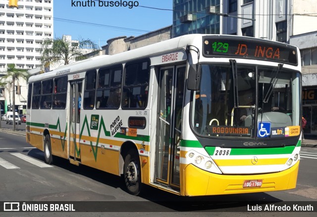 Auto Viação Presidente Vargas 2036 na cidade de Porto Alegre, Rio Grande do Sul, Brasil, por Luis Alfredo Knuth. ID da foto: 11971088.