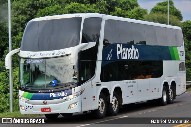 Planalto Transportes 2121 na cidade de Nova Santa Rita, Rio Grande do Sul, Brasil, por Gabriel Marciniuk. ID da foto: 11971630.
