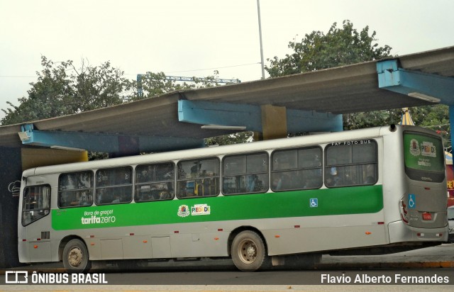 Jundiá Transportadora Turistica 1675 na cidade de Piedade, São Paulo, Brasil, por Flavio Alberto Fernandes. ID da foto: 11971683.