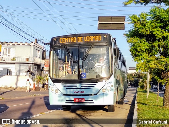 Empresa de Transporte Coletivo Viamão 8256 na cidade de Porto Alegre, Rio Grande do Sul, Brasil, por Gabriel Cafruni. ID da foto: 11971692.