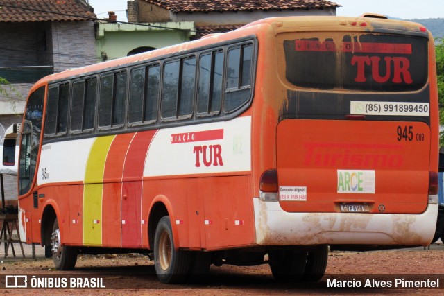 Ônibus Particulares 009 na cidade de Seabra, Bahia, Brasil, por Marcio Alves Pimentel. ID da foto: 11973388.