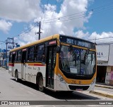 Empresa Metropolitana 216 na cidade de Jaboatão dos Guararapes, Pernambuco, Brasil, por Luan Cruz. ID da foto: :id.