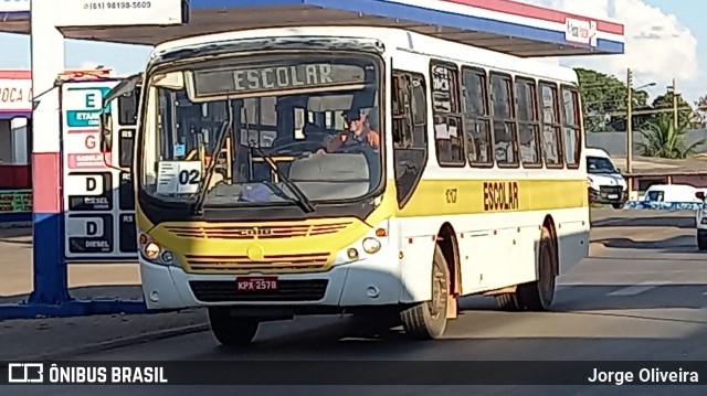 Transportes Veloso 10107 na cidade de Novo Gama, Goiás, Brasil, por Jorge Oliveira. ID da foto: 11974227.