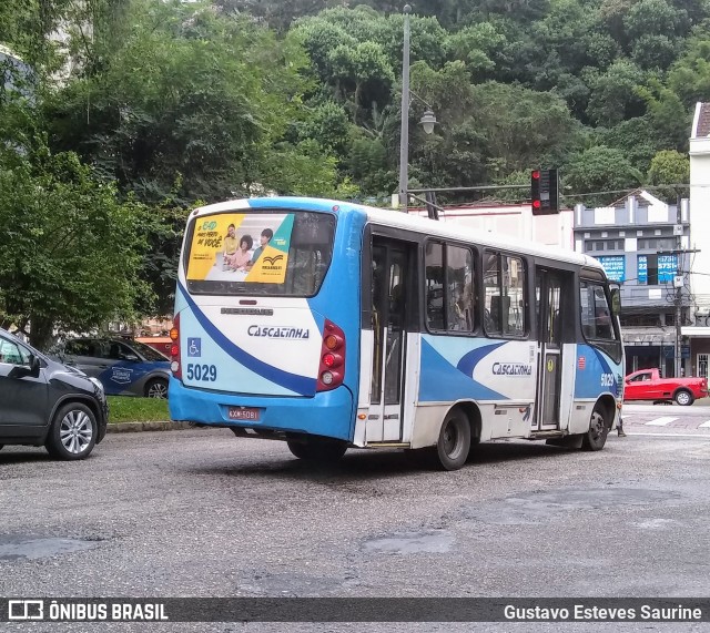 Viação Cascatinha 5029 na cidade de Petrópolis, Rio de Janeiro, Brasil, por Gustavo Esteves Saurine. ID da foto: 11974855.