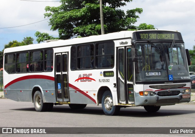 Auto Viação ABC RJ 105.082 na cidade de Niterói, Rio de Janeiro, Brasil, por Luiz Petriz. ID da foto: 11974575.