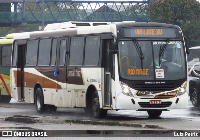 Auto Ônibus Vera Cruz RJ 104.004 na cidade de Duque de Caxias, Rio de Janeiro, Brasil, por Luiz Petriz. ID da foto: 11974629.