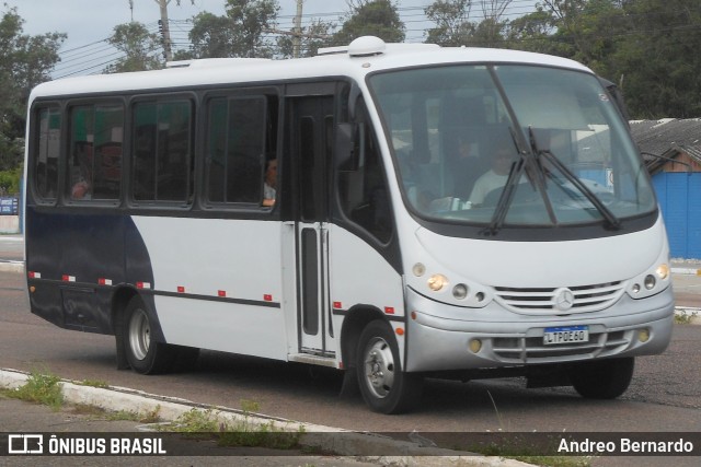 Ônibus Particulares 0460 na cidade de Tramandaí, Rio Grande do Sul, Brasil, por Andreo Bernardo. ID da foto: 11916346.