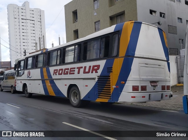 Rogetur Transporte e Turismo 16 na cidade de João Pessoa, Paraíba, Brasil, por Simão Cirineu. ID da foto: 11916392.