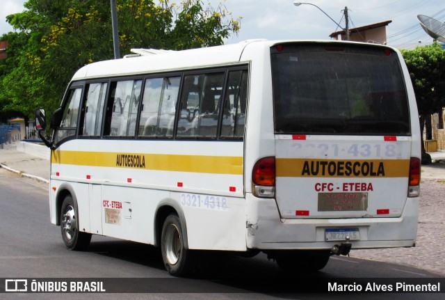 Auto Escola ETEBA 2E45 na cidade de Ipirá, Bahia, Brasil, por Marcio Alves Pimentel. ID da foto: 11914821.