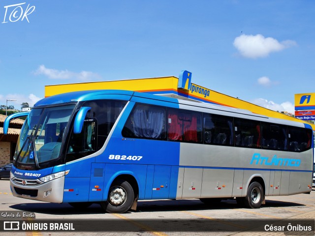 ATT - Atlântico Transportes e Turismo 882407 na cidade de Belo Horizonte, Minas Gerais, Brasil, por César Ônibus. ID da foto: 11914740.