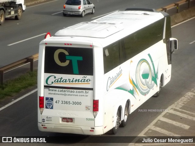 Catarinão Turismo 5200 na cidade de São José dos Pinhais, Paraná, Brasil, por Julio Cesar Meneguetti. ID da foto: 11915617.