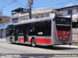 Express Transportes Urbanos Ltda 4 8333 na cidade de São Paulo, São Paulo, Brasil, por Gilberto Mendes dos Santos. ID da foto: :id.