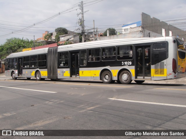 Viação Metrópole Paulista - Zona Leste 3 1029 na cidade de São Paulo, São Paulo, Brasil, por Gilberto Mendes dos Santos. ID da foto: 11916554.