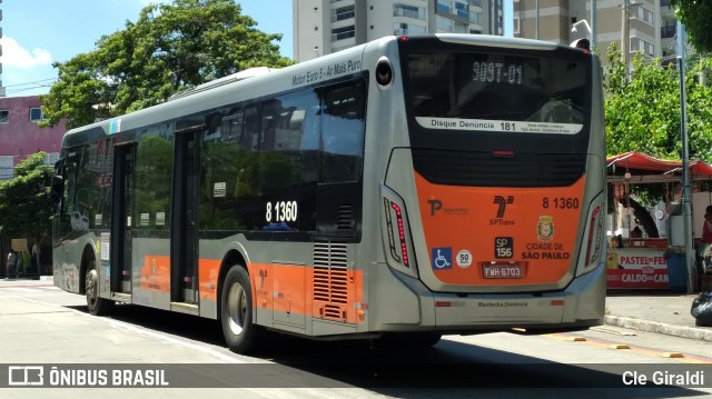 TRANSPPASS - Transporte de Passageiros 8 1360 na cidade de São Paulo, São Paulo, Brasil, por Cle Giraldi. ID da foto: 11918302.
