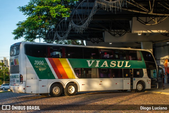 Viasul - Auto Viação Venâncio Aires 7000 na cidade de Joinville, Santa Catarina, Brasil, por Diogo Luciano. ID da foto: 11921473.