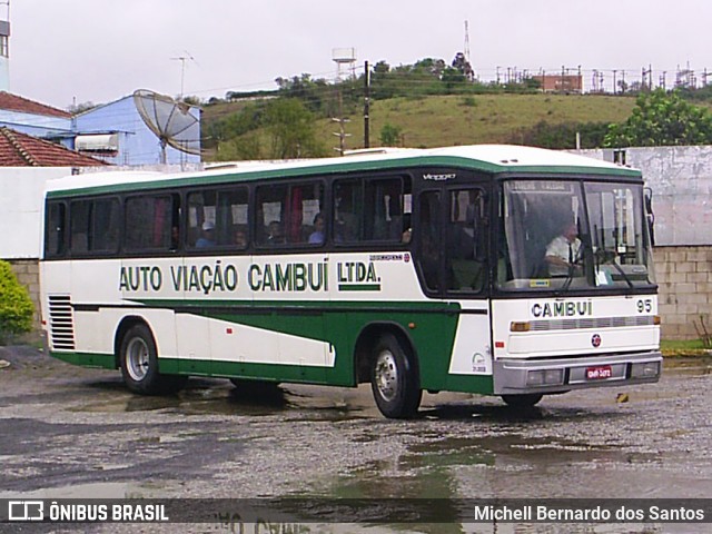 Auto Viação Cambuí 95 na cidade de Cambuí, Minas Gerais, Brasil, por Michell Bernardo dos Santos. ID da foto: 11922604.
