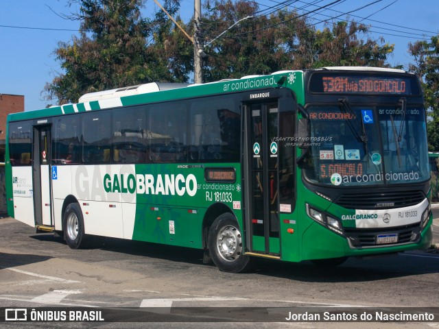 Viação Galo Branco RJ 181.033 na cidade de Niterói, Rio de Janeiro, Brasil, por Jordan Santos do Nascimento. ID da foto: 11924456.