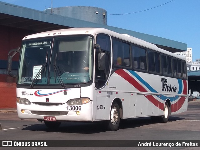 Expresso Vitória de Transportes 13006 na cidade de Porto Alegre, Rio Grande do Sul, Brasil, por André Lourenço de Freitas. ID da foto: 11924593.
