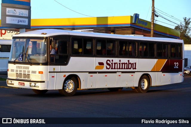 Expresso Sinimbu 32 na cidade de Santa Cruz do Sul, Rio Grande do Sul, Brasil, por Flavio Rodrigues Silva. ID da foto: 11927791.