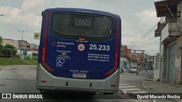 Del Rey Transportes 25.233 na cidade de Carapicuíba, São Paulo, Brasil, por David Macedo Rocha. ID da foto: 11928402.