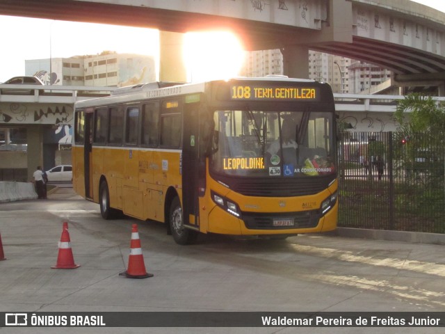Real Auto Ônibus 41218 na cidade de Rio de Janeiro, Rio de Janeiro, Brasil, por Waldemar Pereira de Freitas Junior. ID da foto: 11926850.