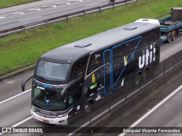 UTIL - União Transporte Interestadual de Luxo 11925 na cidade de São José dos Campos, São Paulo, Brasil, por Ezequiel Vicente Fernandes. ID da foto: 11931102.