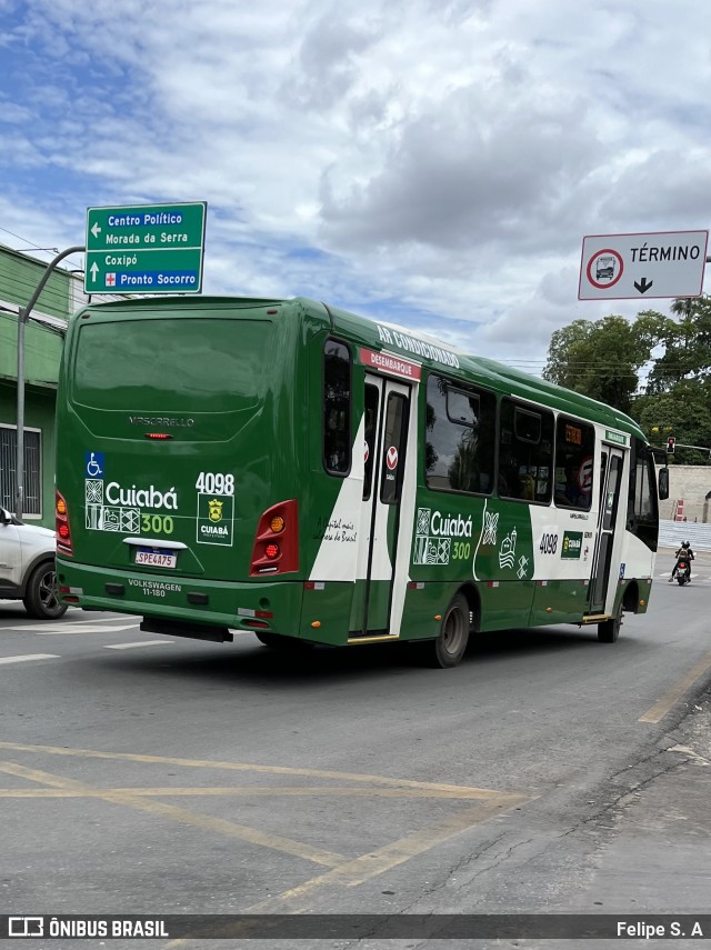 Integração Transportes 4098 na cidade de Cuiabá, Mato Grosso, Brasil, por Felipe S. A. ID da foto: 11929567.