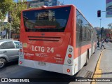 Buses Omega 7001 na cidade de Providencia, Santiago, Metropolitana de Santiago, Chile, por Benjamín Tomás Lazo Acuña. ID da foto: :id.