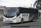 VansTour Transportes 2070 na cidade de São José dos Pinhais, Paraná, Brasil, por Jonas de Almeida Cabral. ID da foto: :id.
