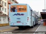 SOUL - Sociedade de Ônibus União Ltda. 7453 na cidade de Porto Alegre, Rio Grande do Sul, Brasil, por Gabriel Cafruni. ID da foto: :id.