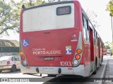 Trevo Transportes Coletivos 1093 na cidade de Porto Alegre, Rio Grande do Sul, Brasil, por Gabriel Cafruni. ID da foto: :id.