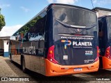 Planeta Transportes Rodoviários 2239 na cidade de Cariacica, Espírito Santo, Brasil, por Luís Barros. ID da foto: :id.