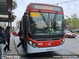 Buses Omega 6102 na cidade de La Reina, Santiago, Metropolitana de Santiago, Chile, por Benjamín Tomás Lazo Acuña. ID da foto: :id.