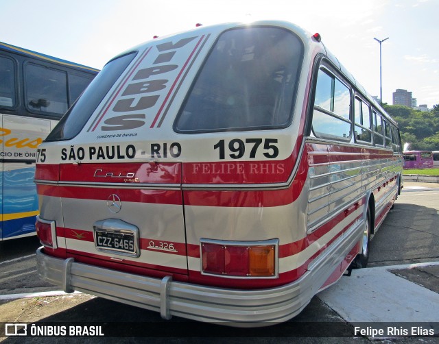 Vip Bus Comércio de Ônibus 1975 na cidade de São Paulo, São Paulo, Brasil, por Felipe Rhis Elias. ID da foto: 12057706.