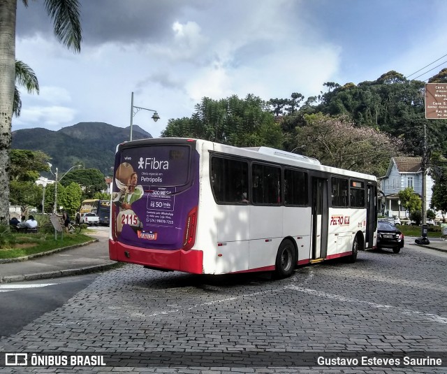 Petro Ita Transportes Coletivos de Passageiros 2115 na cidade de Petrópolis, Rio de Janeiro, Brasil, por Gustavo Esteves Saurine. ID da foto: 12057836.
