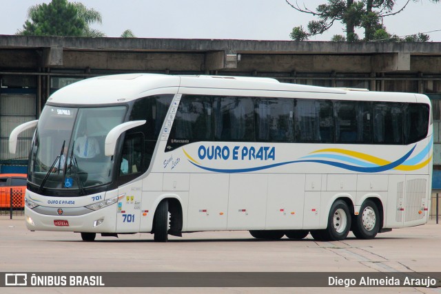 Viação Ouro e Prata 701 na cidade de Curitiba, Paraná, Brasil, por Diego Almeida Araujo. ID da foto: 12055877.
