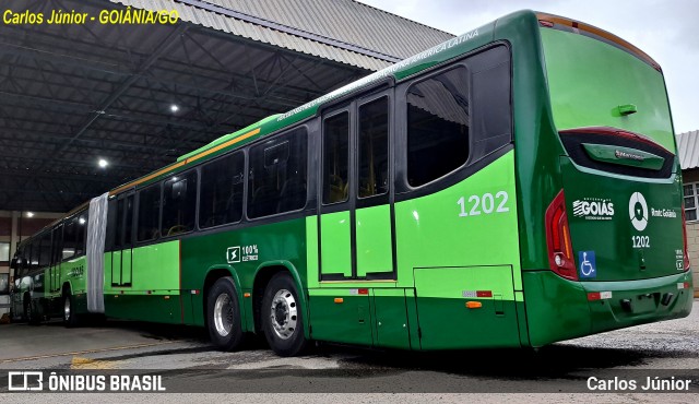 Metrobus 1202 na cidade de Goiânia, Goiás, Brasil, por Carlos Júnior. ID da foto: 12056564.