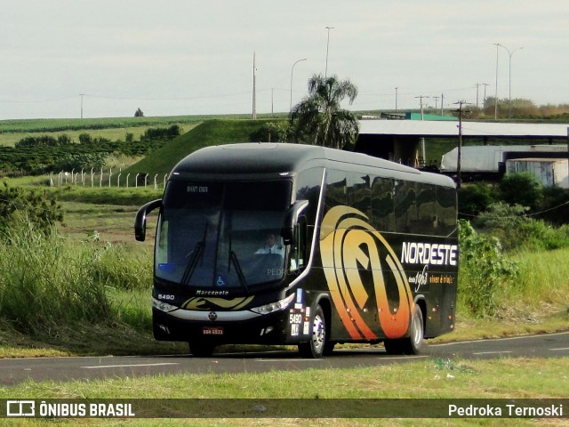 Expresso Nordeste 5490 na cidade de Apucarana, Paraná, Brasil, por Pedroka Ternoski. ID da foto: 12057975.