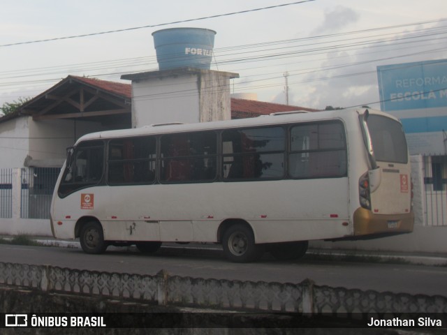 Ônibus Particulares 4G28 na cidade de Cabo de Santo Agostinho, Pernambuco, Brasil, por Jonathan Silva. ID da foto: 12057042.