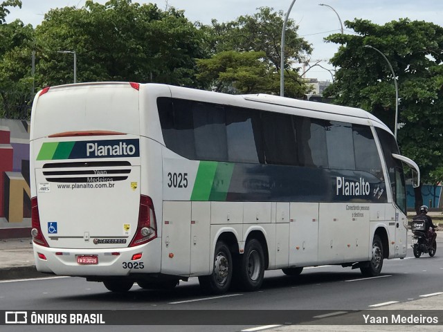 Planalto Transportes 3025 na cidade de Rio de Janeiro, Rio de Janeiro, Brasil, por Yaan Medeiros. ID da foto: 12056493.