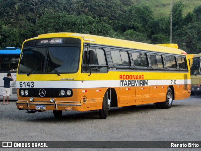 Ônibus Particulares 6143 na cidade de Juiz de Fora, Minas Gerais, Brasil, por Renato Brito. ID da foto: 12055928.