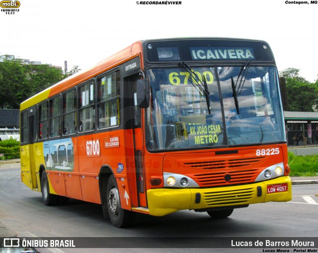 Viação Novo Retiro 88225 na cidade de Contagem, Minas Gerais, Brasil, por Lucas de Barros Moura. ID da foto: 12057516.