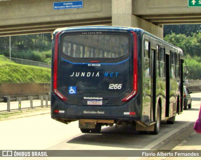 Jundiá Transportadora Turistica 1266 na cidade de Mairinque, São Paulo, Brasil, por Flavio Alberto Fernandes. ID da foto: 12055959.