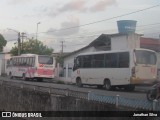 Ônibus Particulares 4G28 na cidade de Cabo de Santo Agostinho, Pernambuco, Brasil, por Jonathan Silva. ID da foto: :id.